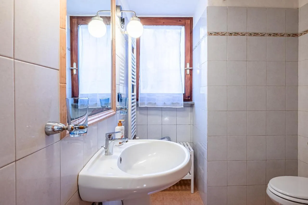 Laboratorio Dell'Alabastro Apartment Volterra 0*,  Italy