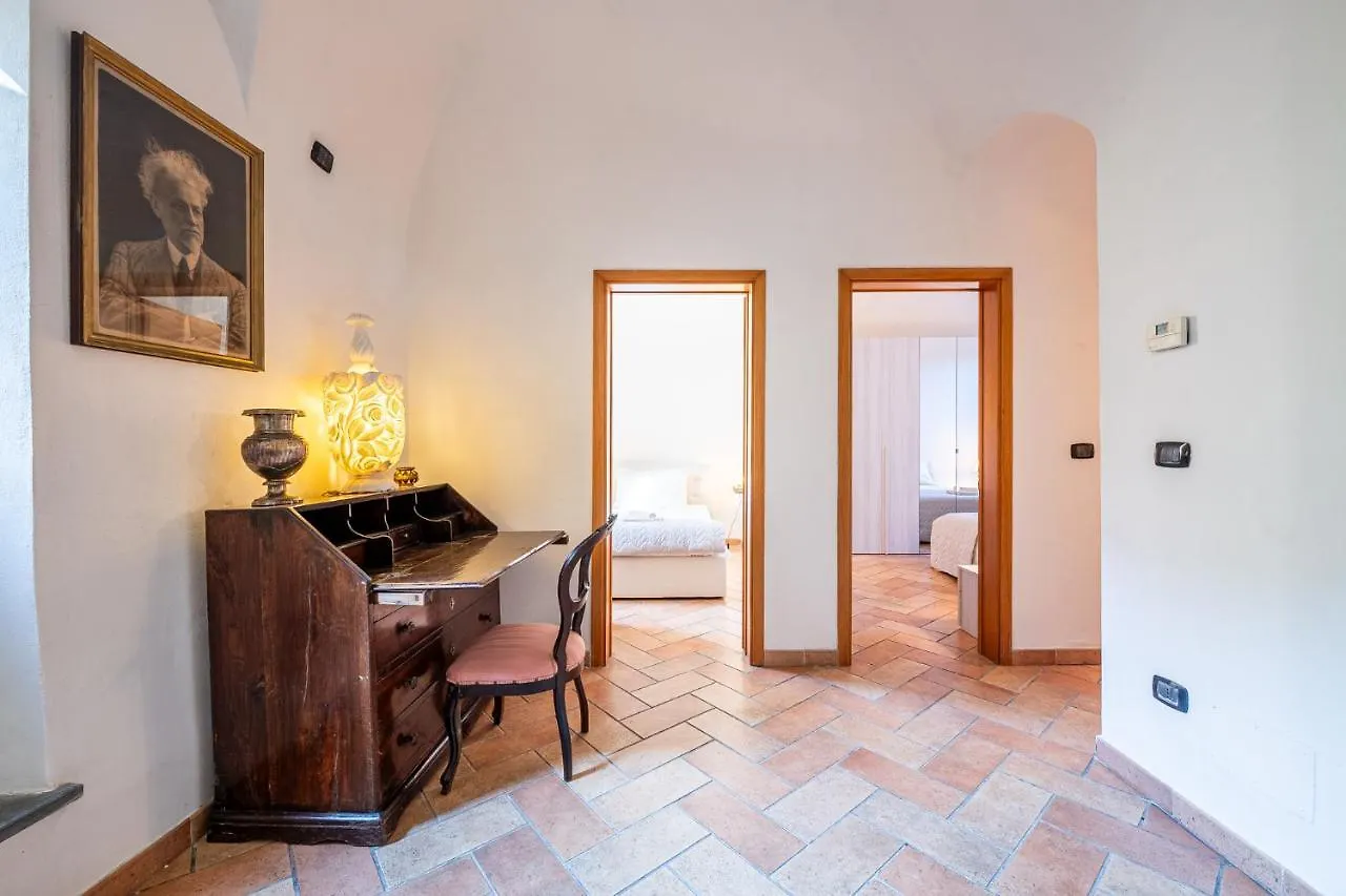 Laboratorio Dell'Alabastro Apartment Volterra 0*,  Italy